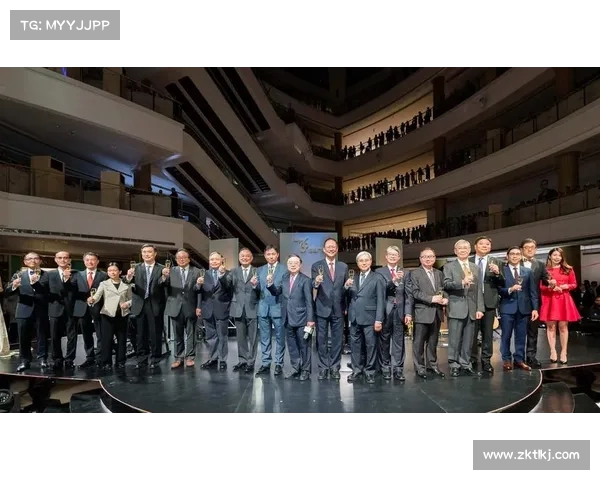 上海滩新格局:海港补赛胜利在即,双雄争霸进入倒计时(港版上海滩演员表) 上海滩新格局:海港补赛胜利在即,双雄争霸进入倒计时(港版上海滩演员表)
